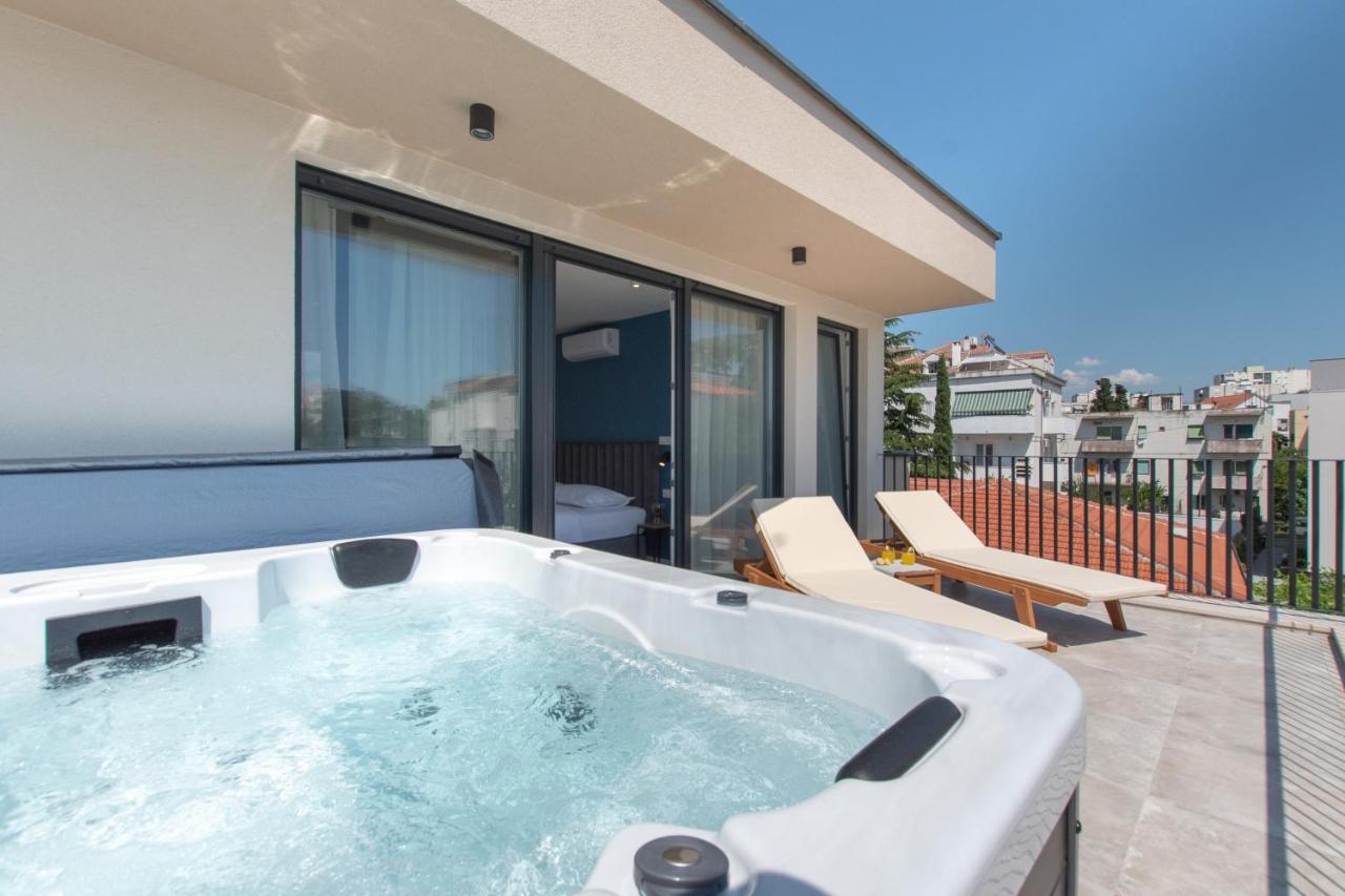 سبليت Seven Seas Residence المظهر الخارجي الصورة