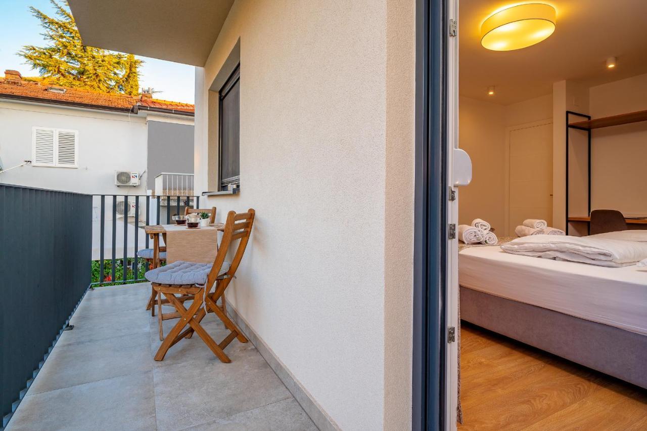 سبليت Seven Seas Residence المظهر الخارجي الصورة