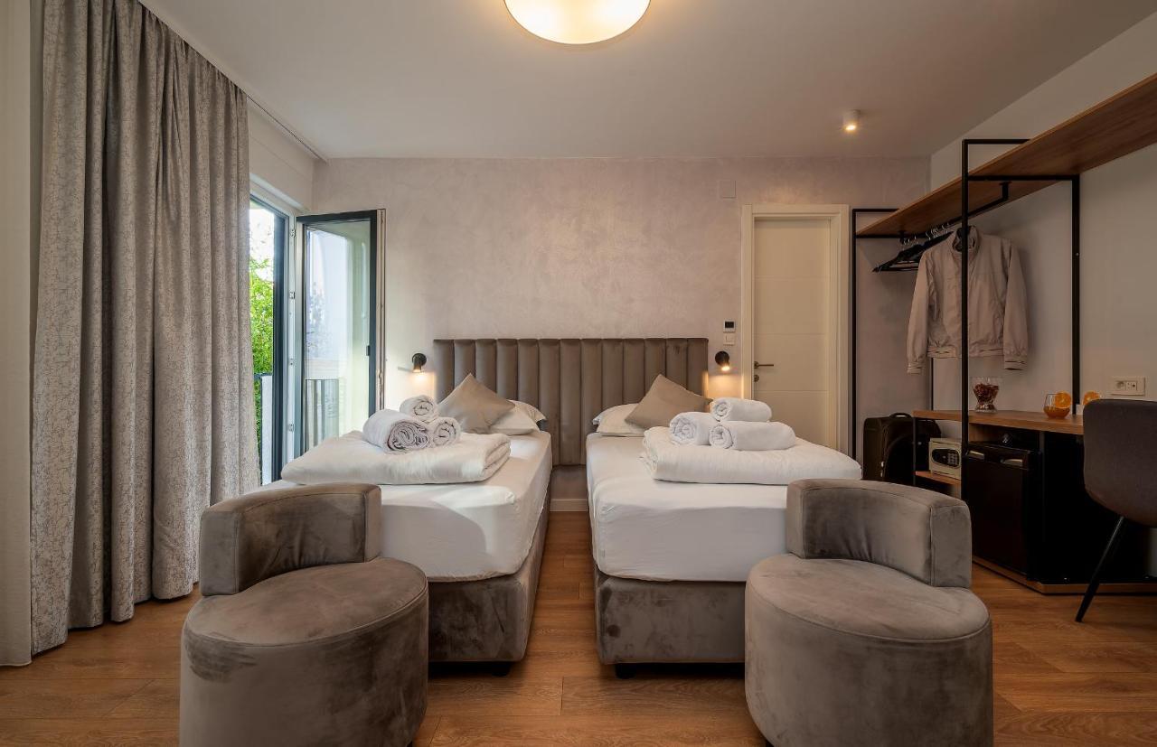 سبليت Seven Seas Residence المظهر الخارجي الصورة